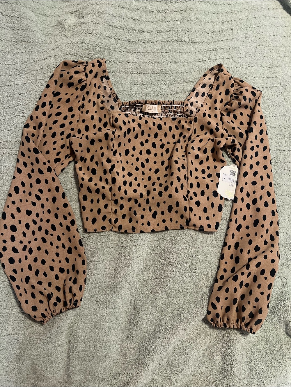 NWT Altar'd State Brown and Black Spotted Long Sleeve Crop Top